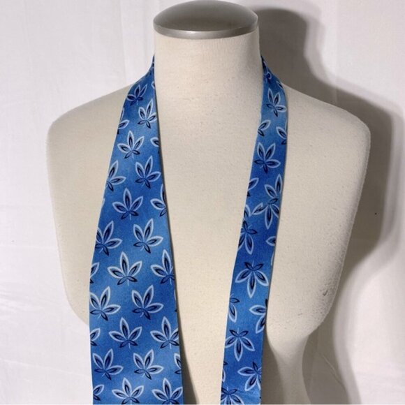 Vintage Boss Hugo Boss Blue Floral Print 100% Silk Tie - Picture 7 of 9